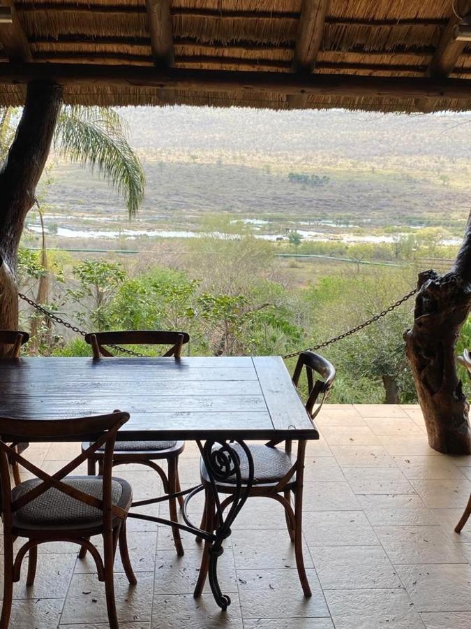 קומאטיפורט Croc River Lodge מראה חיצוני תמונה