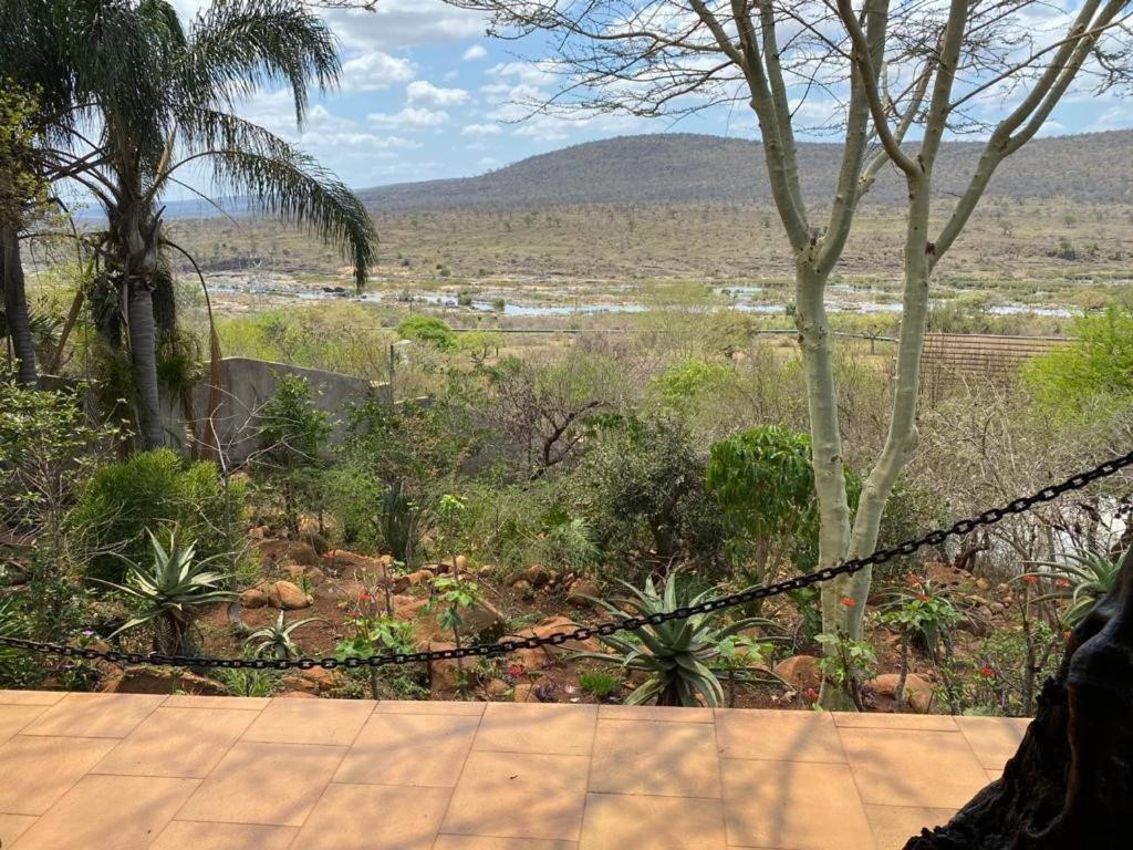 קומאטיפורט Croc River Lodge מראה חיצוני תמונה