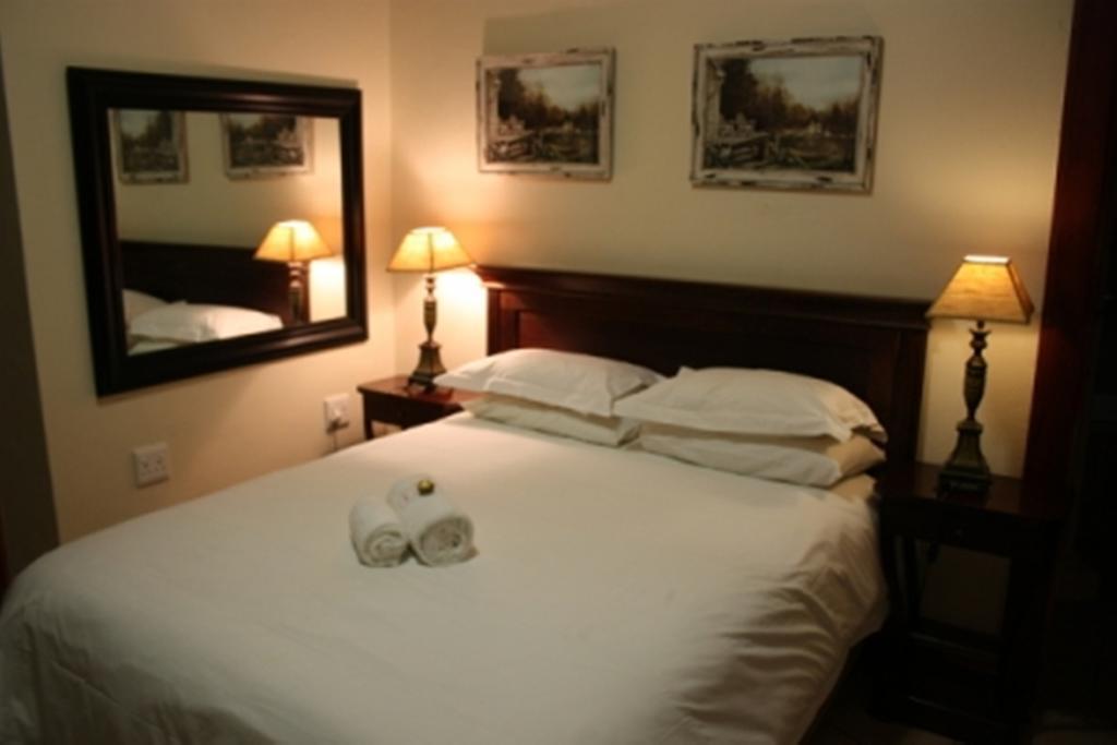 קומאטיפורט Croc River Lodge מראה חיצוני תמונה